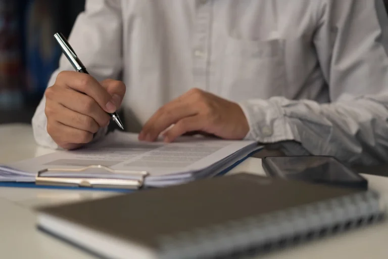 How to Handle Urgent Translation Projects without Compromising Quality - Image - Premier Focus Translations