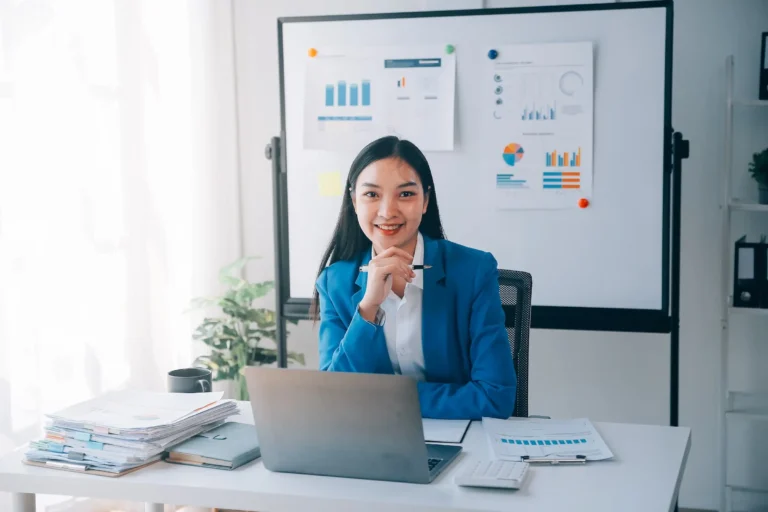 Why Multilingual Customer Service Matters in Global Business - Image - Premier Focus Translations